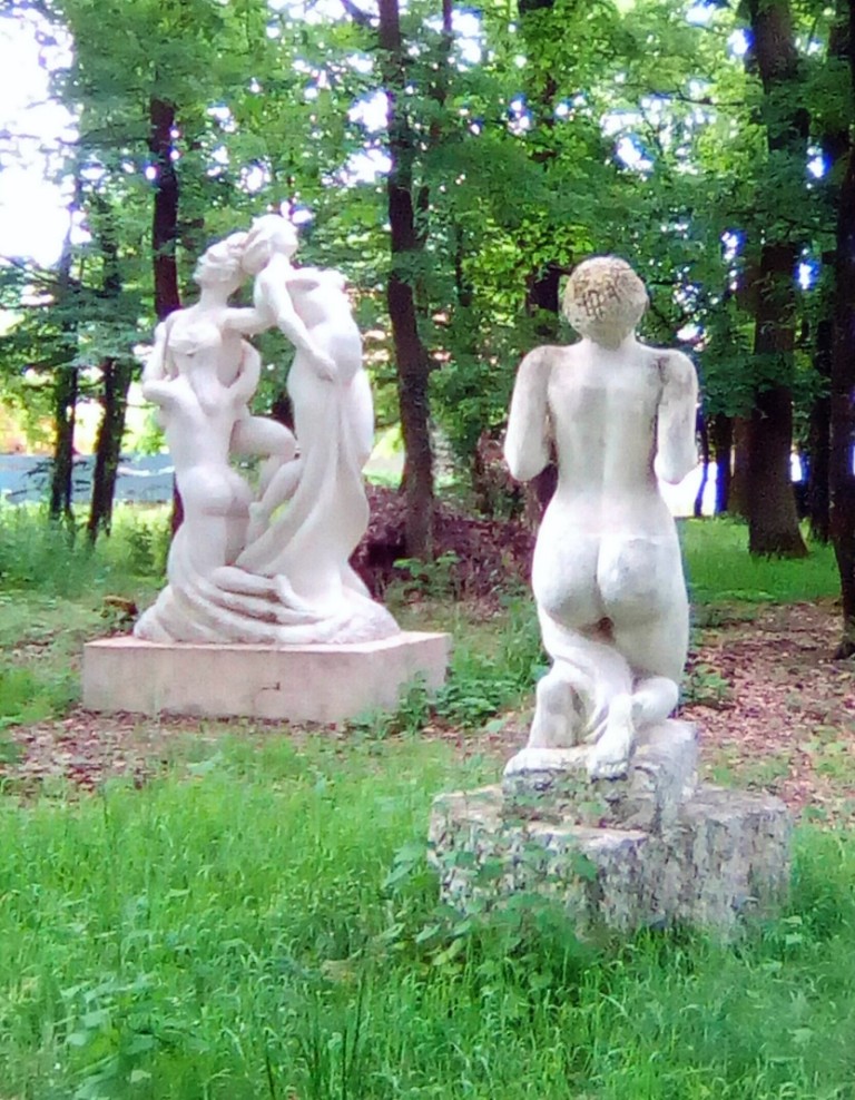 04_parc_statues_Moyne_1.jpg